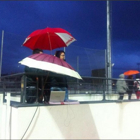 Zona de Prensa bajo la lluvia